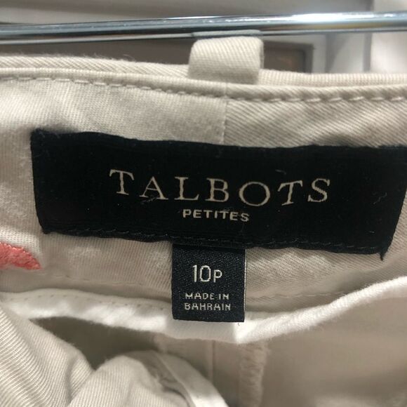 Talbots Signature Khaki Flamingo Capris. Size 10P - Picture 4 of 6